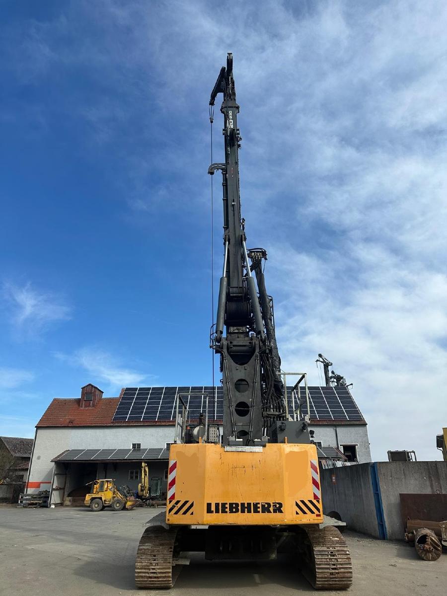 LIEBHERR LB20/230 Bild 2