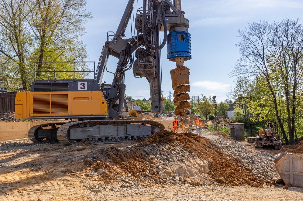 Bild von Bohrgeräte / Vertikalbohrgerät [1000] Liebherr LB36/410