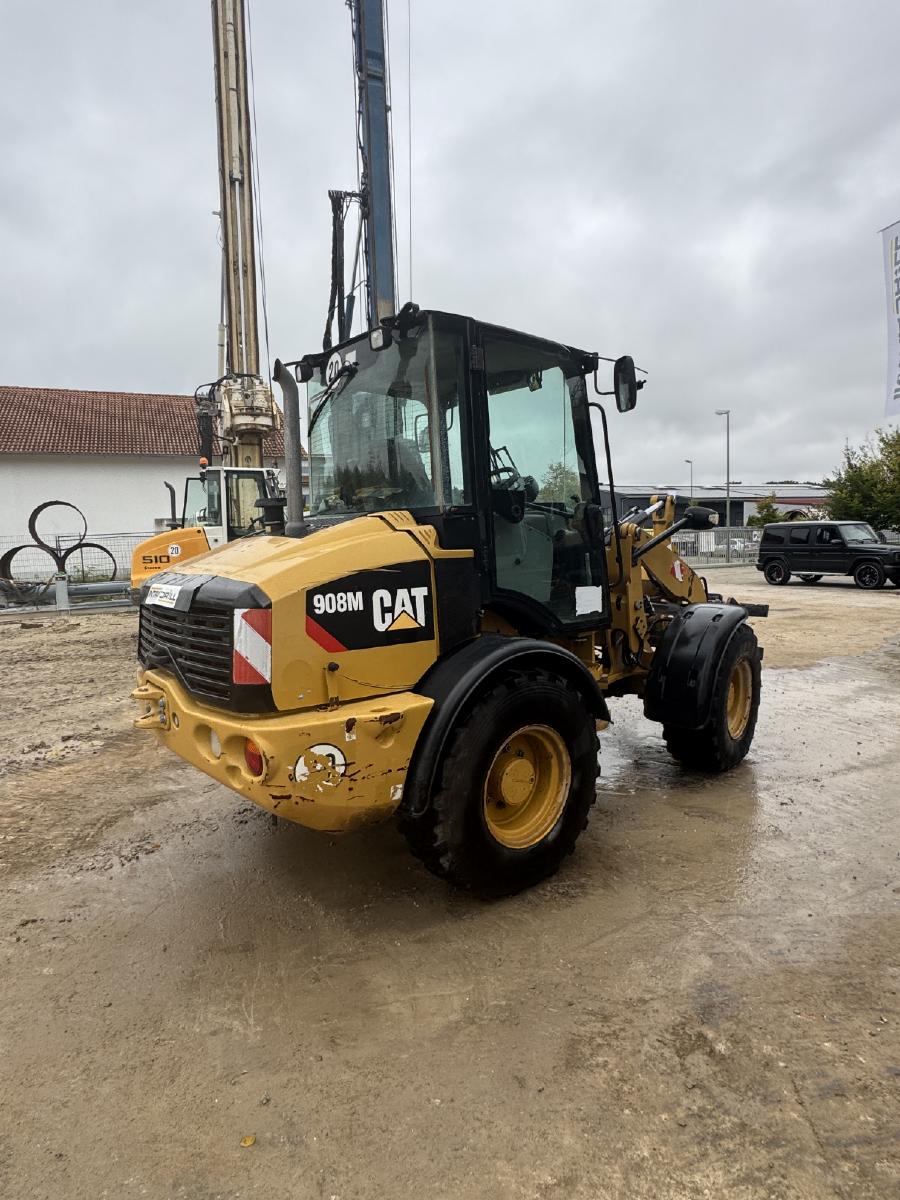 CATERPILLAR 908 M Bild 4